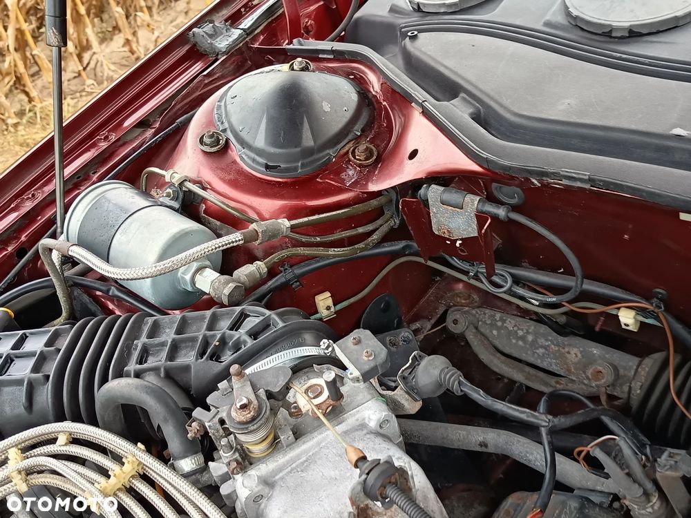 Audi 100 2.3 E - 37