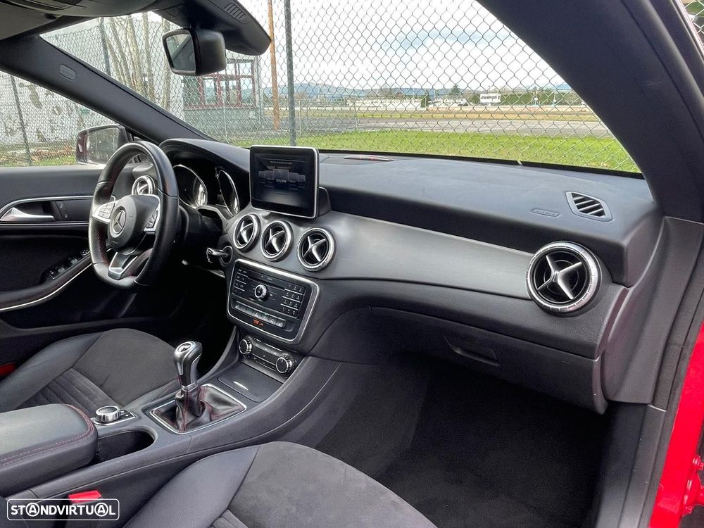 Mercedes-Benz CLA 200 d Shooting Brake AMG Line - 20