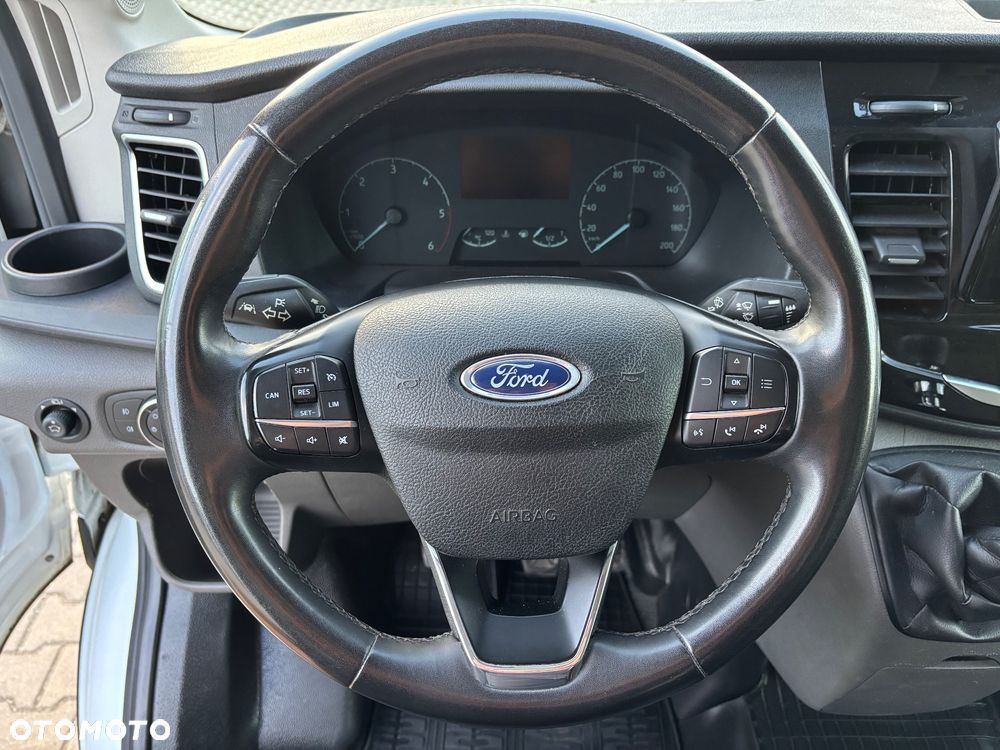 Ford Transit - 21