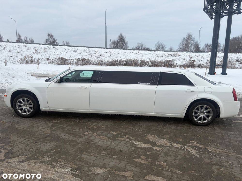 Chrysler 300C 3.5 V6 - 6