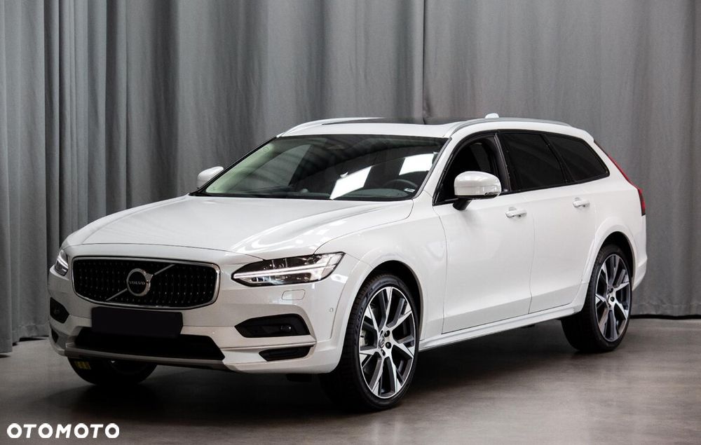 Volvo V90 Cross Country - 7