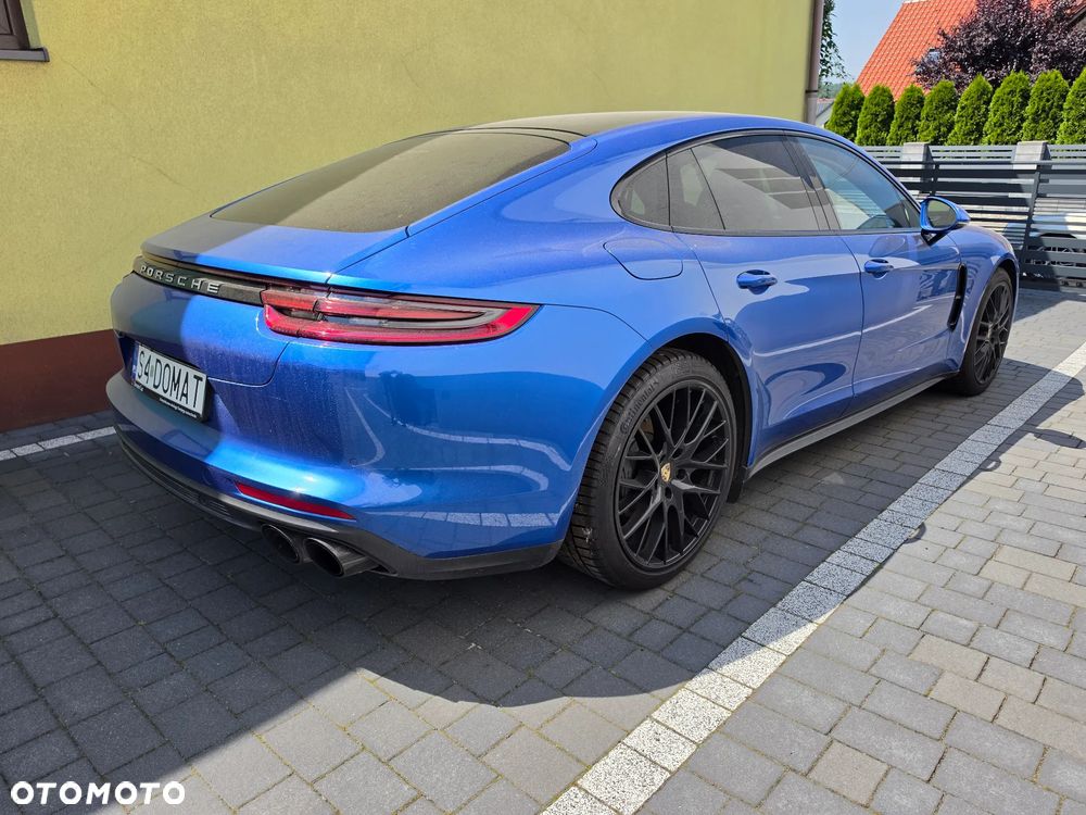 Porsche Panamera 4S - 21