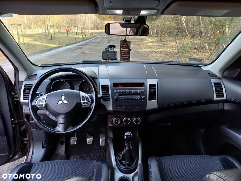 Mitsubishi Outlander 2.2 DI-D ClearTec 2WD Edition - 13