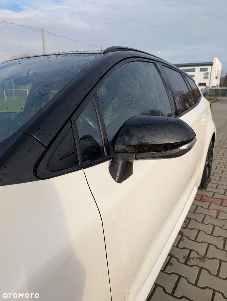 Toyota Corolla 2.0 Hybrid Executive - 10