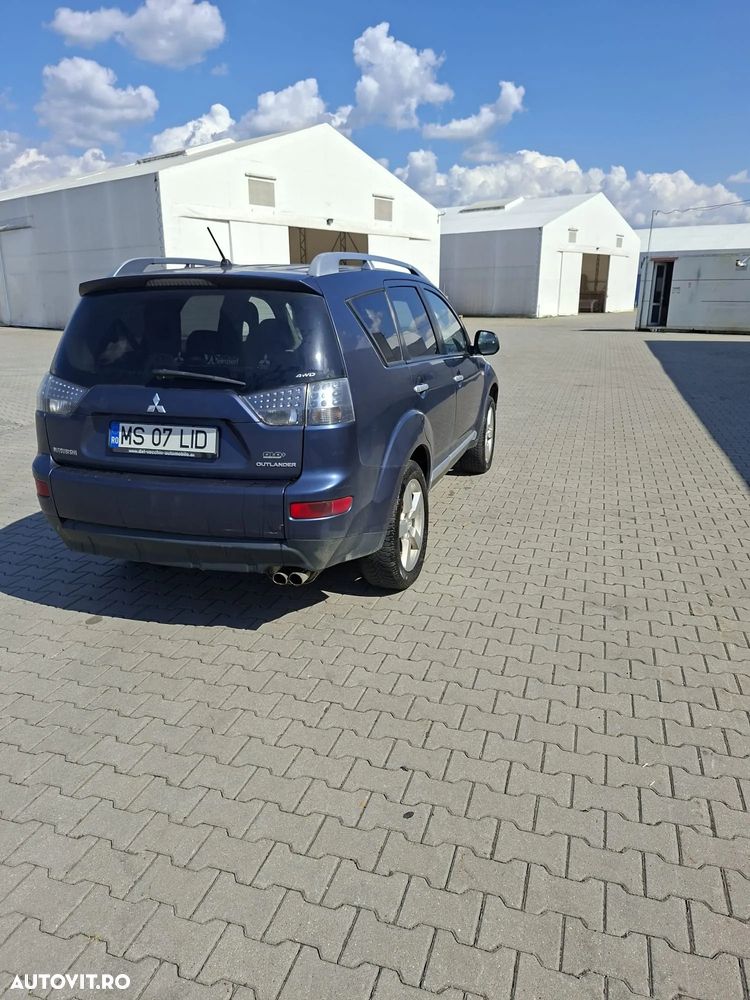 Mitsubishi Outlander 2.0 DI-D Instyle+ - 9