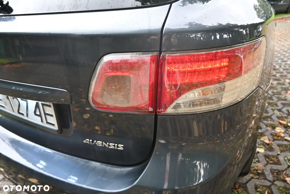 Toyota Avensis 2.2 D-4D Automatik Business Edition - 17