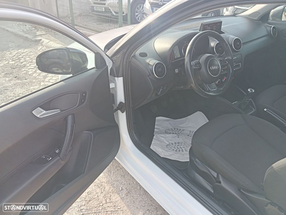 Audi A1 1.0 TFSI ultra - 6