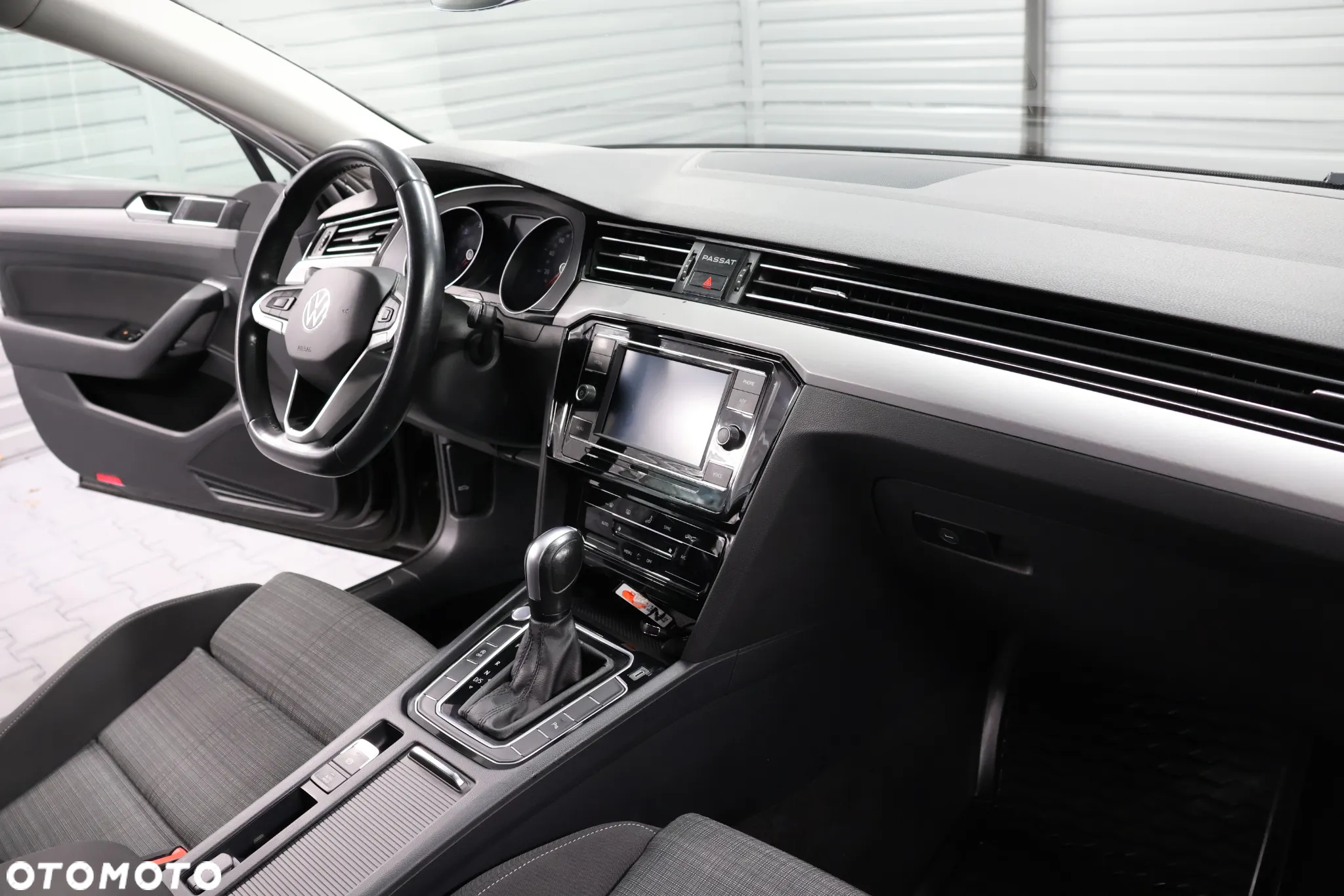 Volkswagen Passat 2.0 TDI EVO Elegance DSG - 10