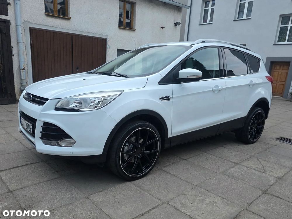 Ford Kuga 1.6 EcoBoost 2x4 Titanium - 6