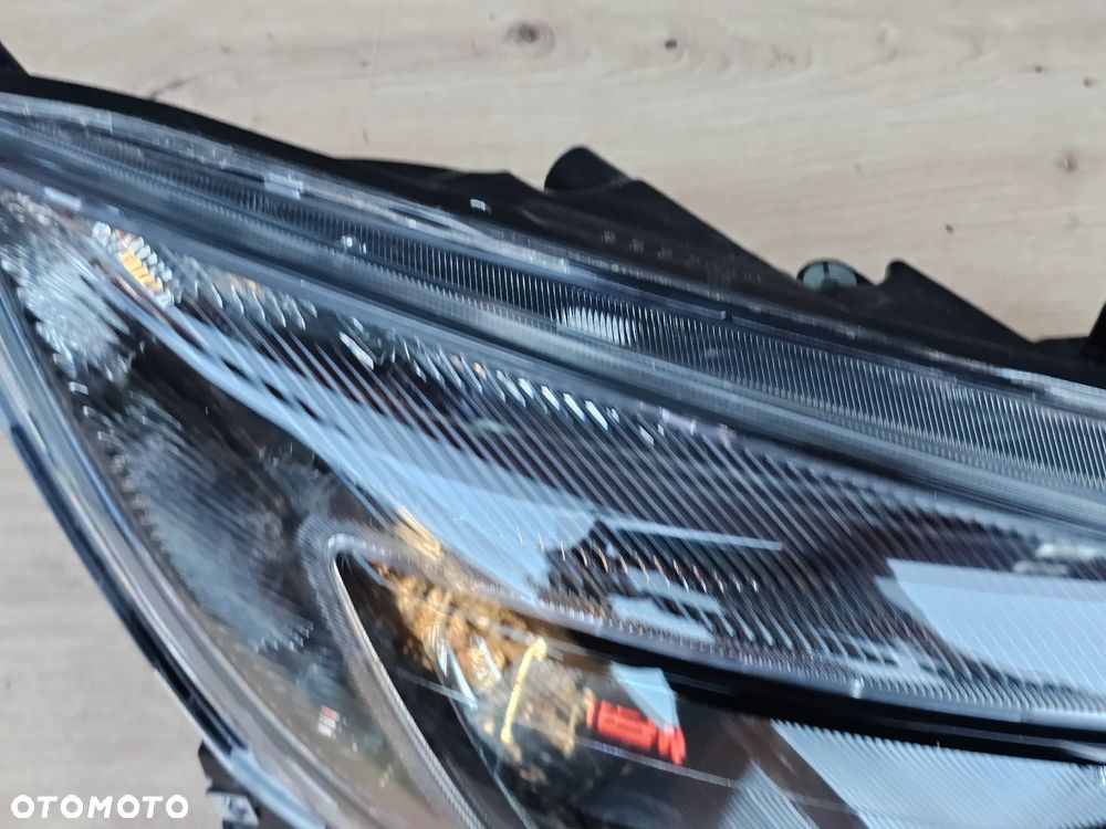 LAMPA PRAWA PRZEDNIA PRAWY PRZÓD OPEL ASTRA J CIEMNA !!!Z LED!!! 100% OK EUROPA BARDZO ŁADNA - 6