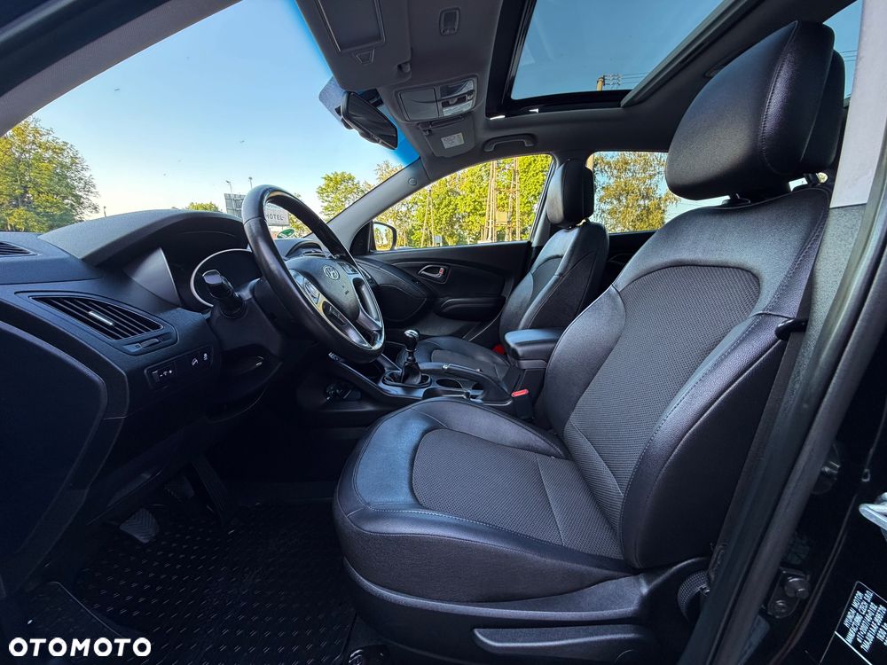 Hyundai ix35 blue 1.6 2WD Finale Gold - 35