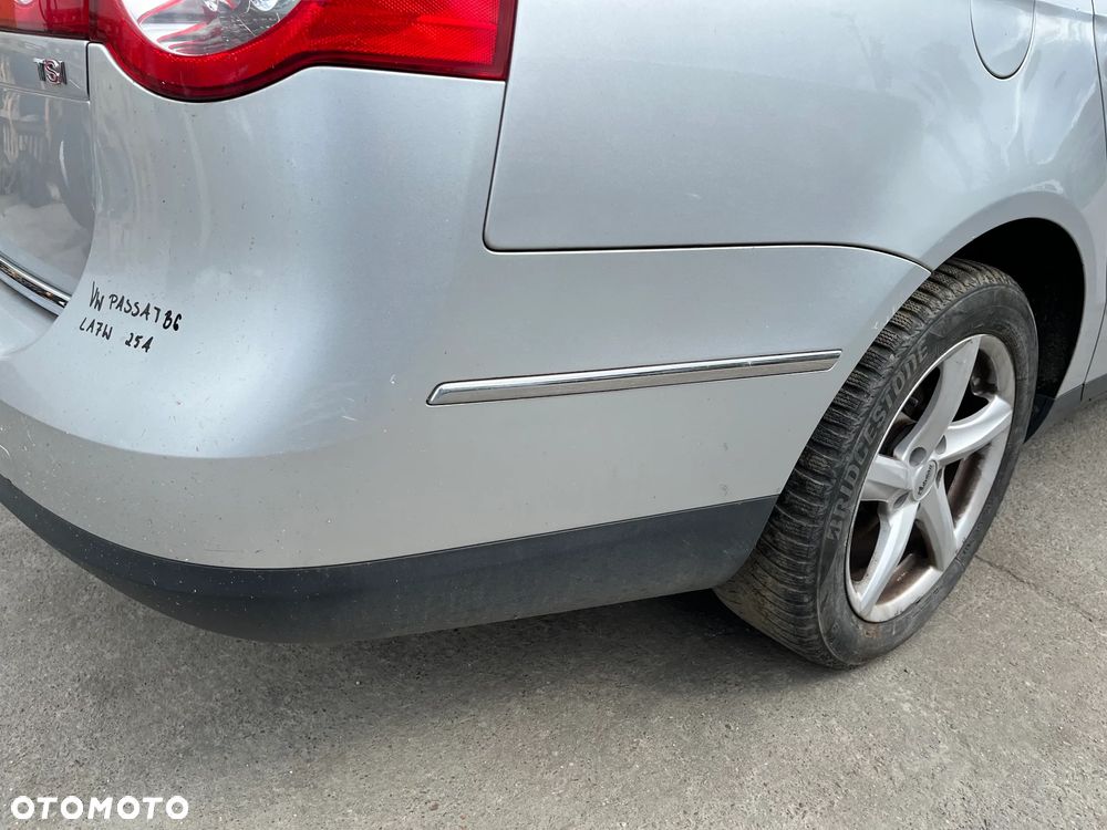 ZDERZAK TYLNY TYŁ VW PASSAT B6 KOMBI KOD LAKIERU LA7W - 9