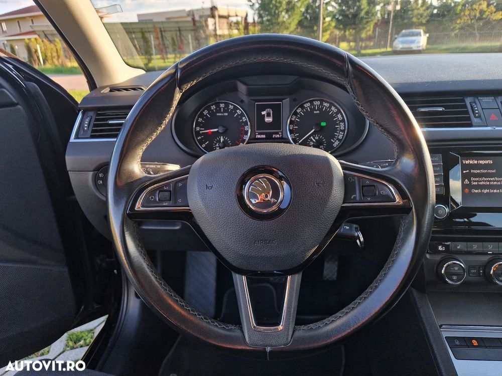 Skoda Octavia 2.0 TDI AMBITION DSG - 9