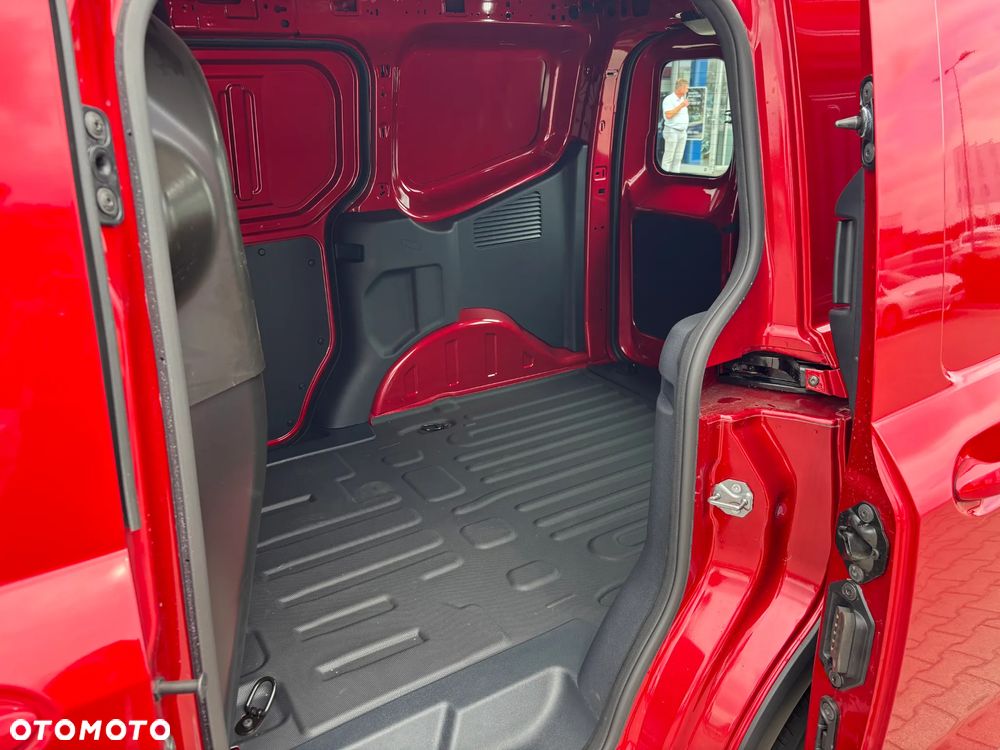 Ford Transit Courier - 6