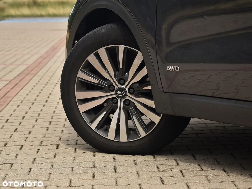 Kia Sportage 2,0 CRDI AWD Platinum - 9