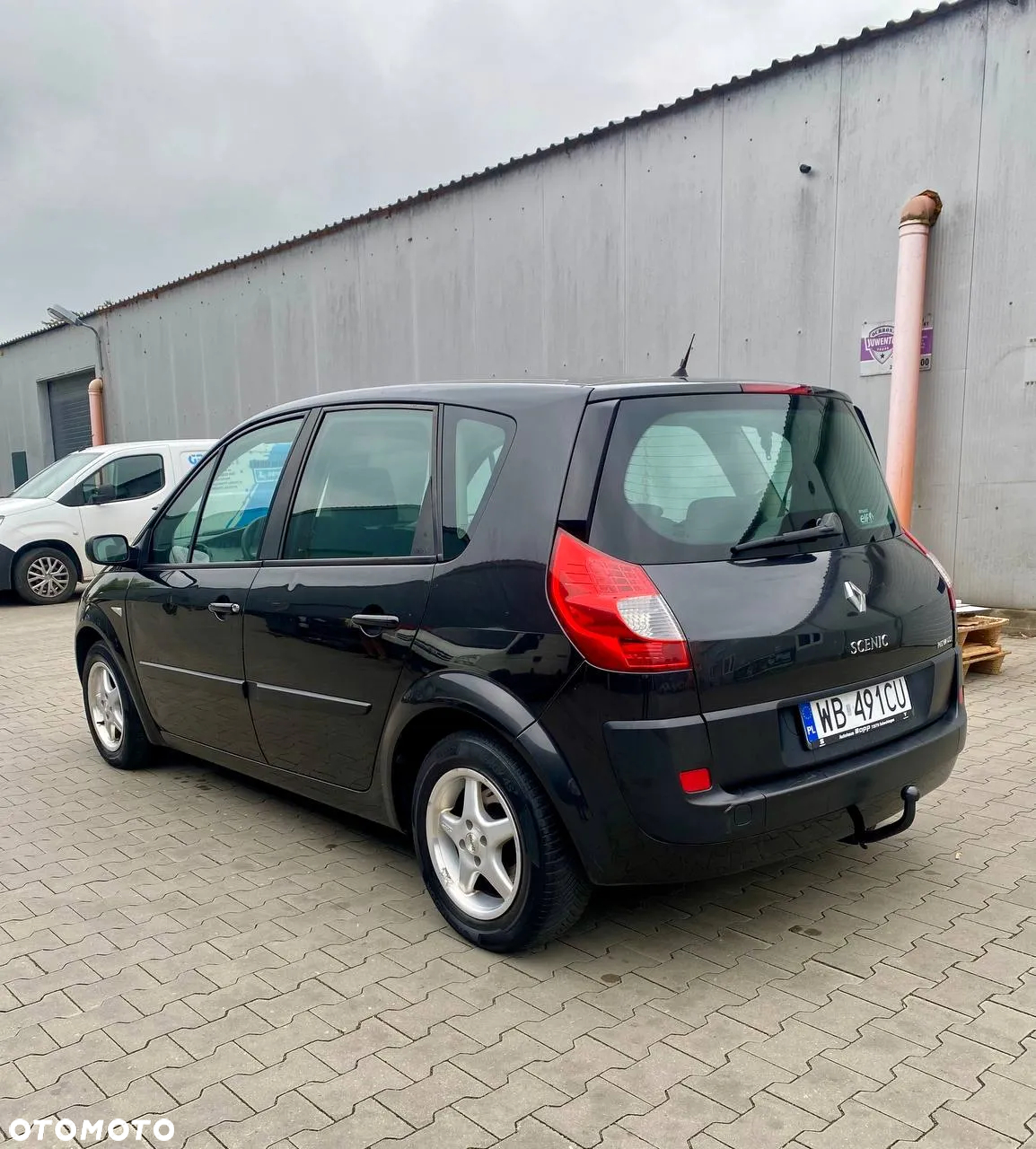 Renault Scenic 1.6 16V 110 Authentique - 5