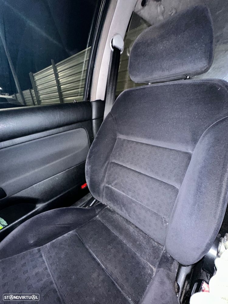 VW Golf - 6