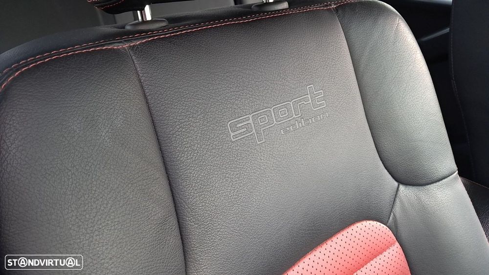 Nissan Navara 2.5 dCi CD LE Sport Edition - 26