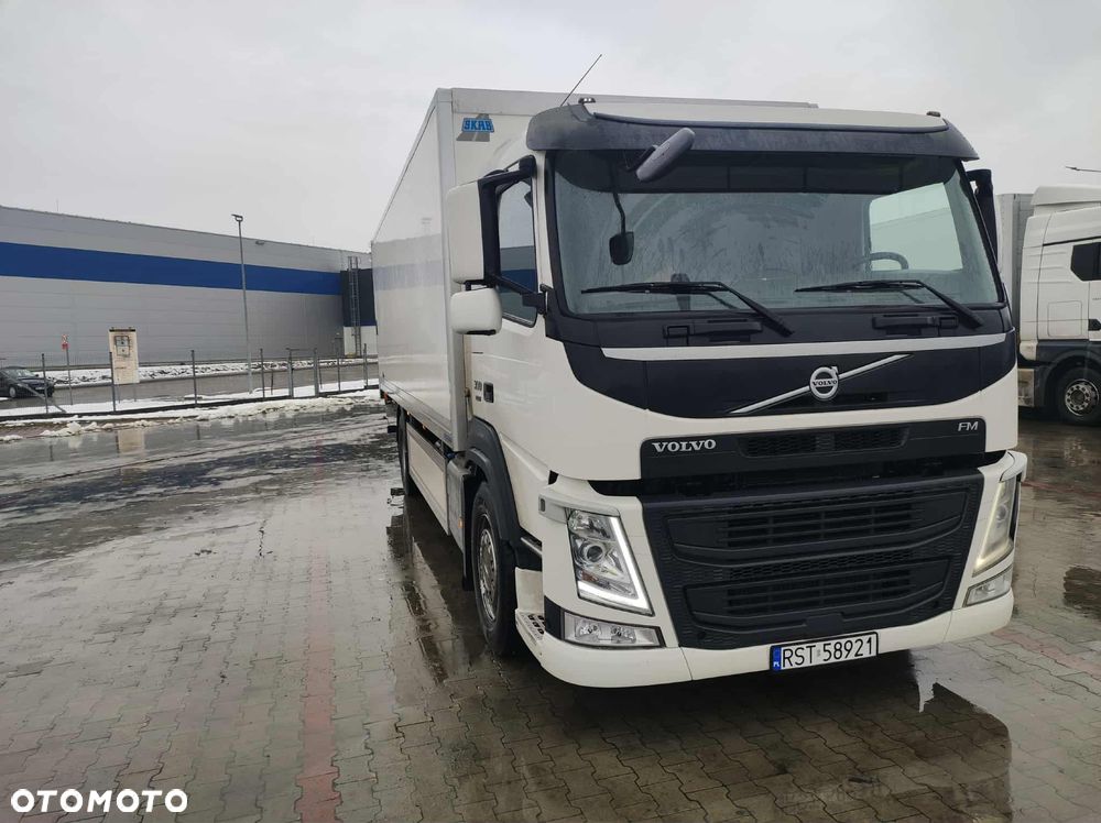 Volvo FM 330 - 17