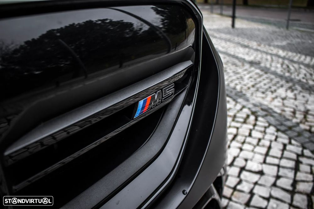 BMW M5 xDrive - 9