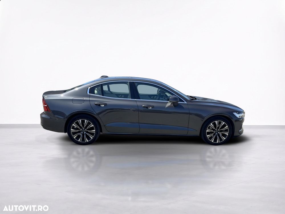 Volvo S60 B4 MHEV AT Plus Dark - 7