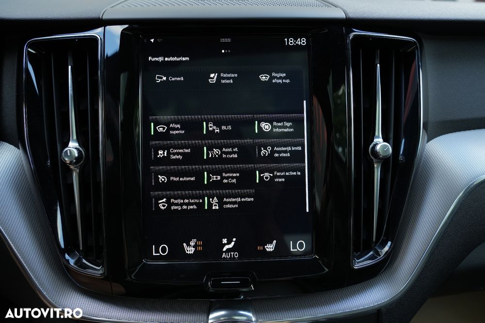 Volvo XC 60 D5 AWD Geartronic RDesign - 20