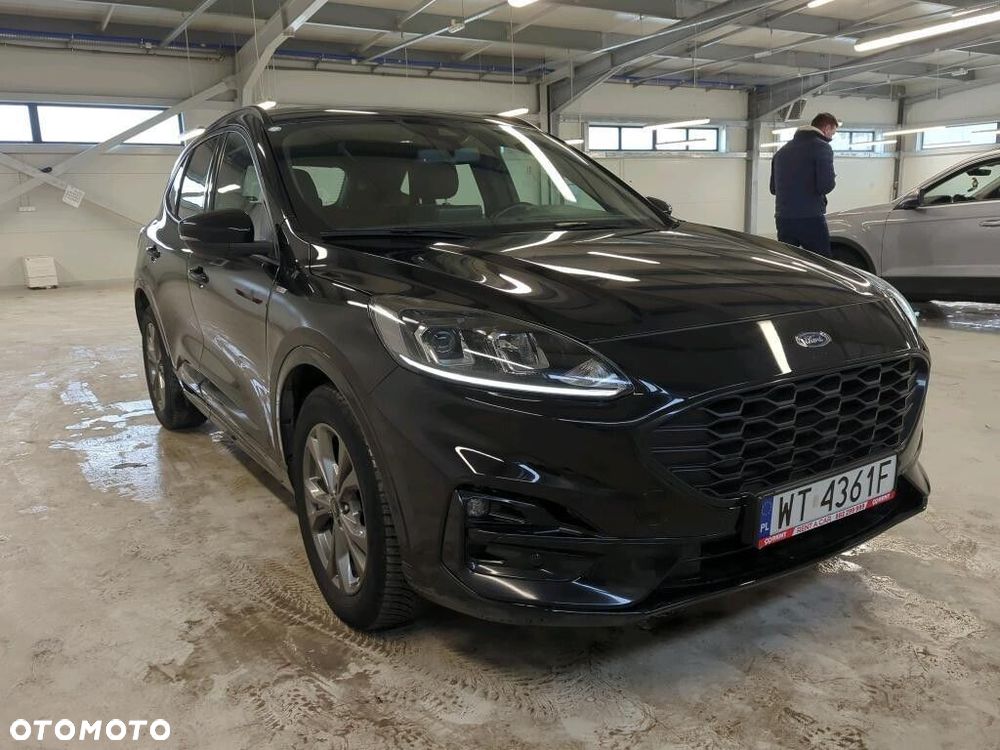 Ford Kuga - 3