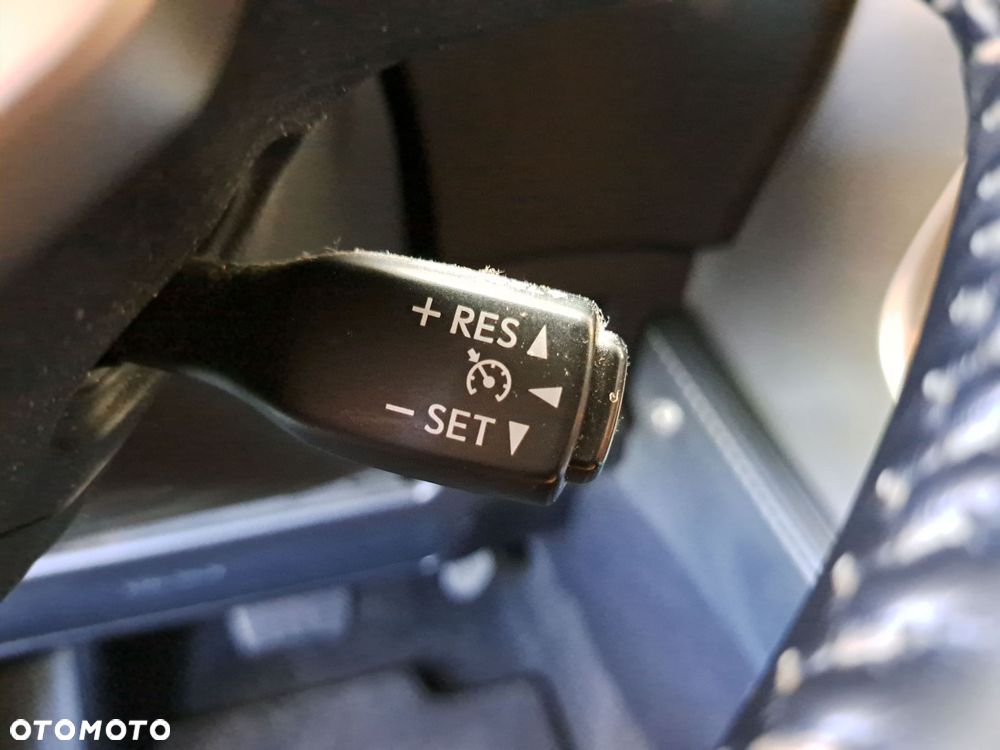 Lexus NX 300h Comfort AWD - 37