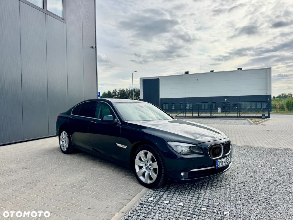 BMW Seria 7 730d - 27