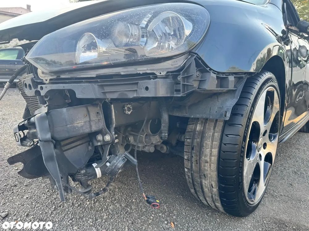 Volkswagen Golf VI 2.0 TSI GTI - 24