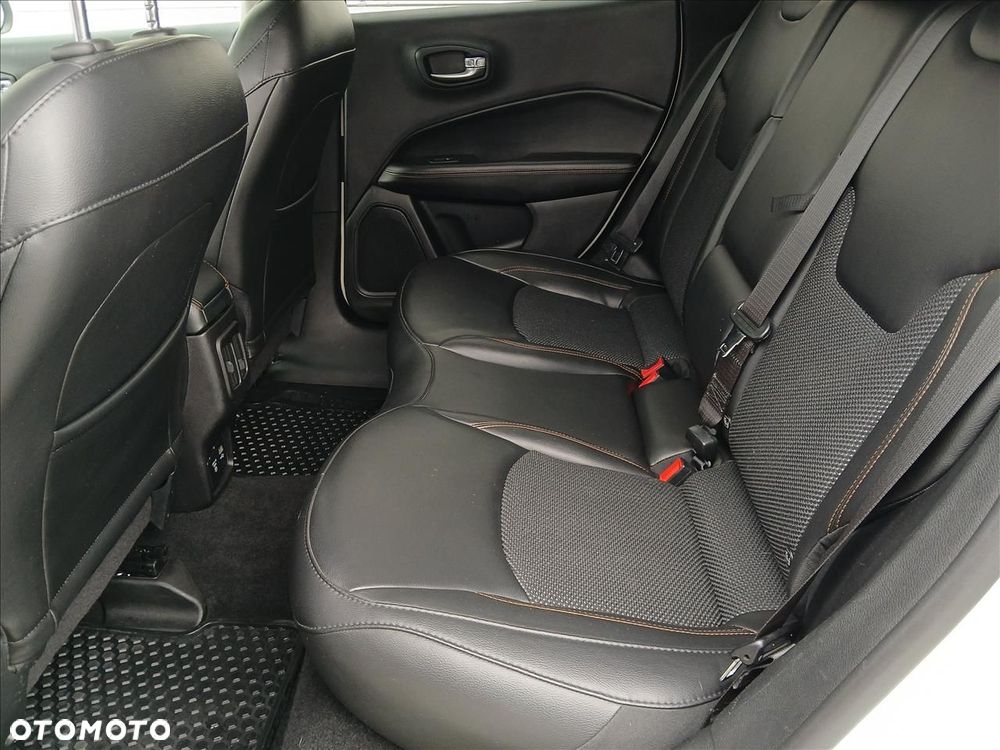 Jeep Compass 1.4 TMair Limited 4WD S&S - 11