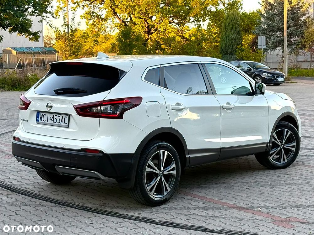 Nissan Qashqai 1.3 DIG-T N-Connecta - 10