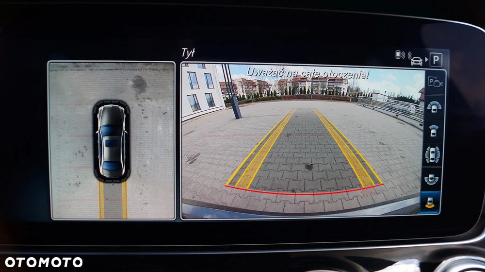 Mercedes-Benz Klasa E 400 4Matic 9G-TRONIC Exclusive - 35