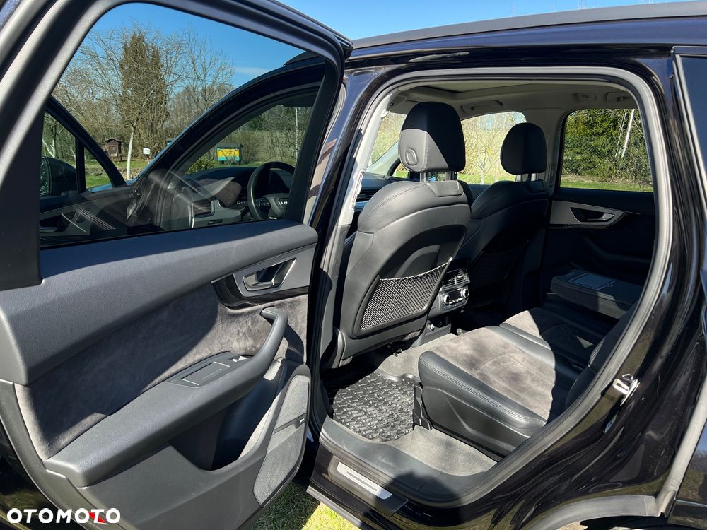 Audi Q7 50 TDI Quattro Tiptronic - 7