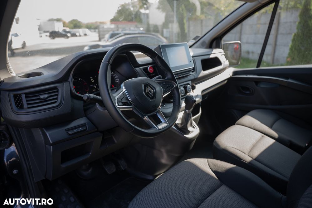 Renault Trafic - 8