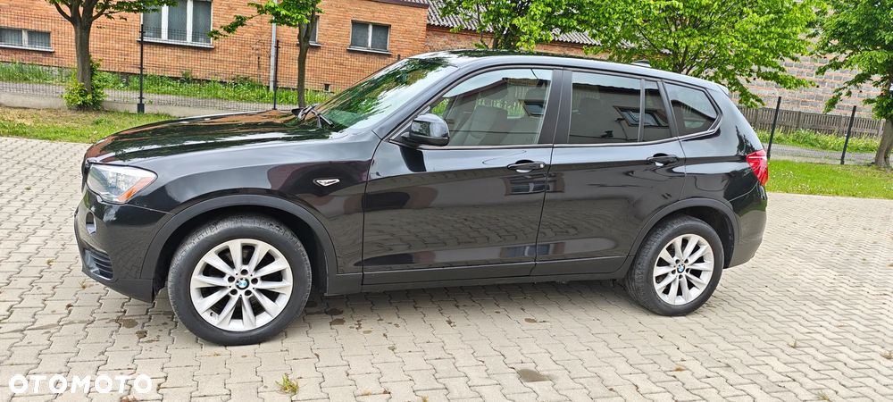BMW X3 xDrive28i Sport-Aut - 3