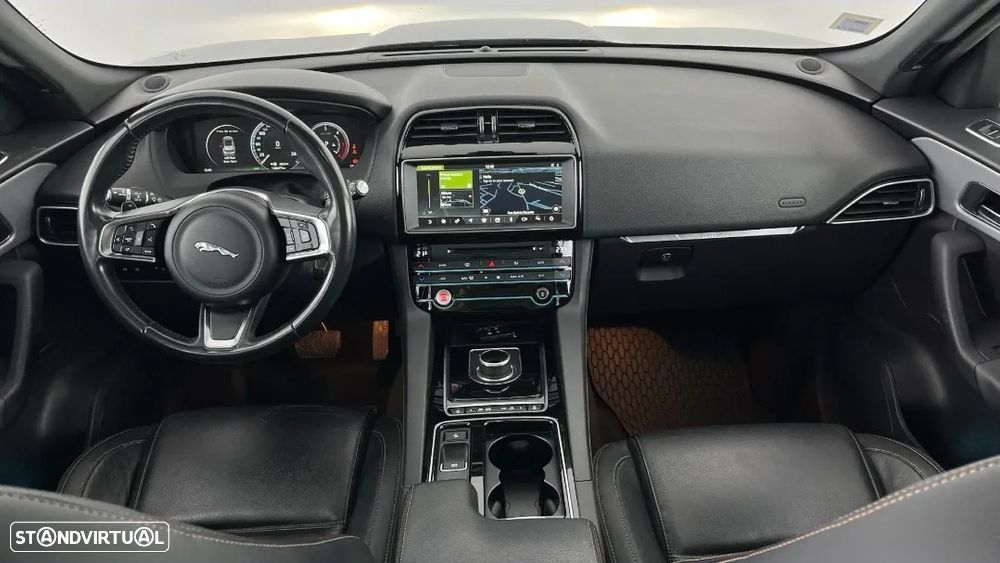 Jaguar F-Pace 20d AWD Aut. Portfolio - 8