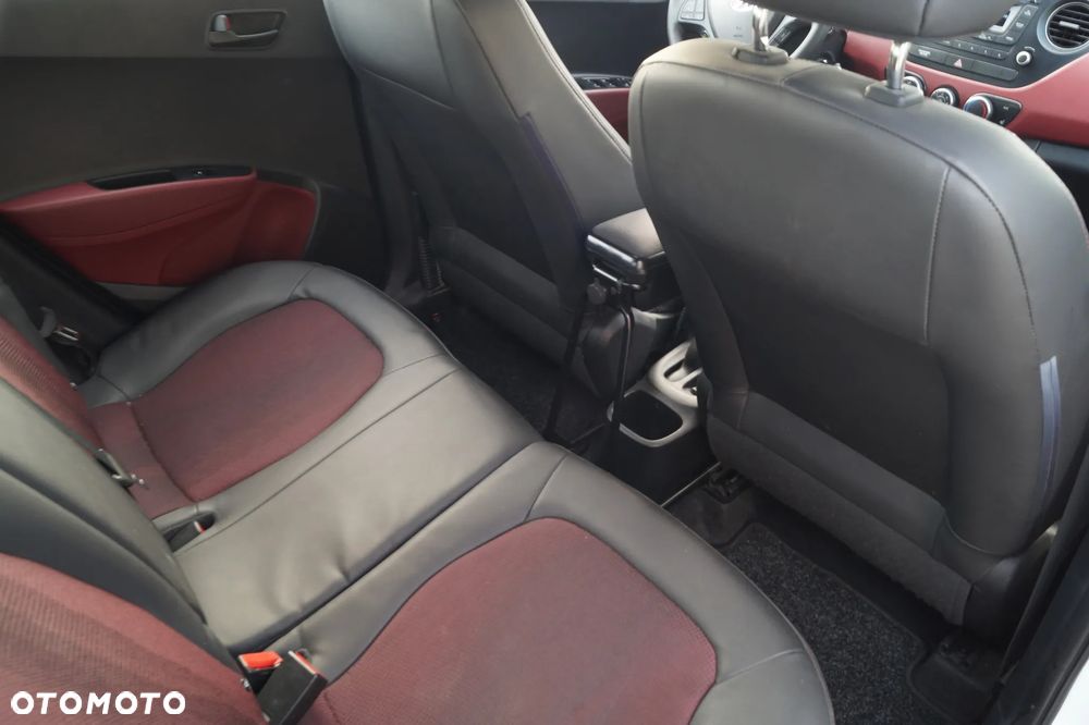 Hyundai i10 1.2 Sport - 11