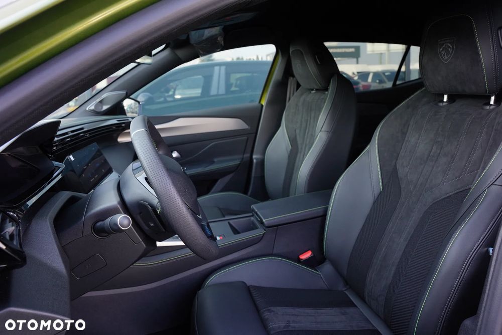 Peugeot 408 1.6 Plug-in Hybrid 240 GT Exclusive e-DCS7 - 12