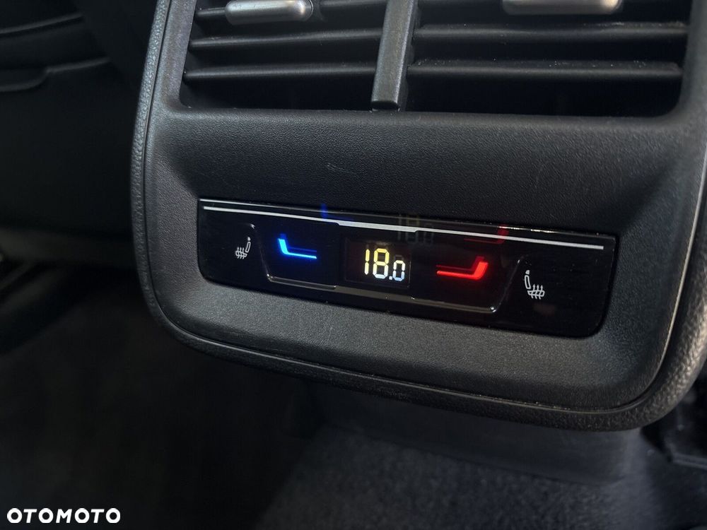 Skoda Superb 2.0 TDI SCR 4x4 Selection DSG - 22