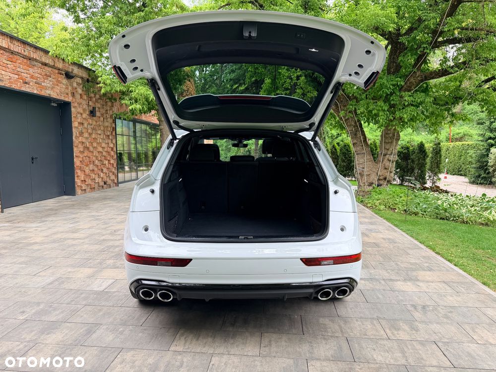 Audi SQ5 - 11