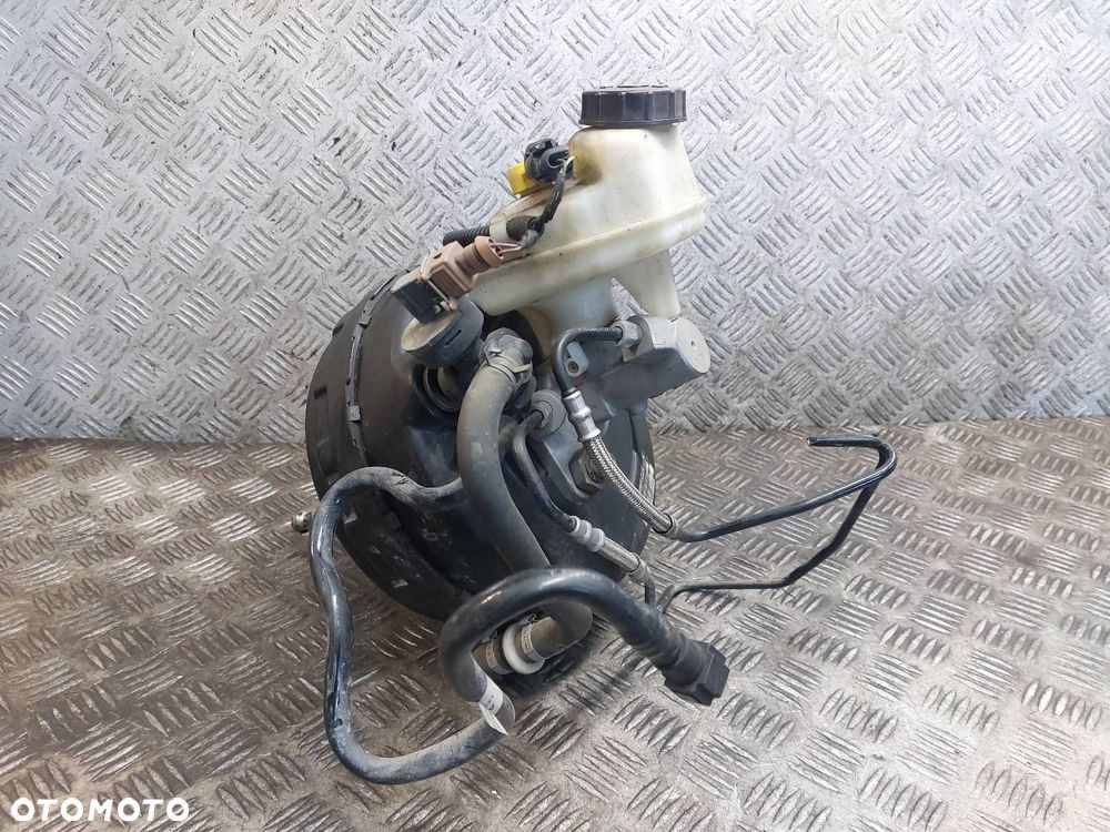 SERWO + POMPA HAMULCOWA OPEL ASTRA J 13338058 ID: 238396 - 1