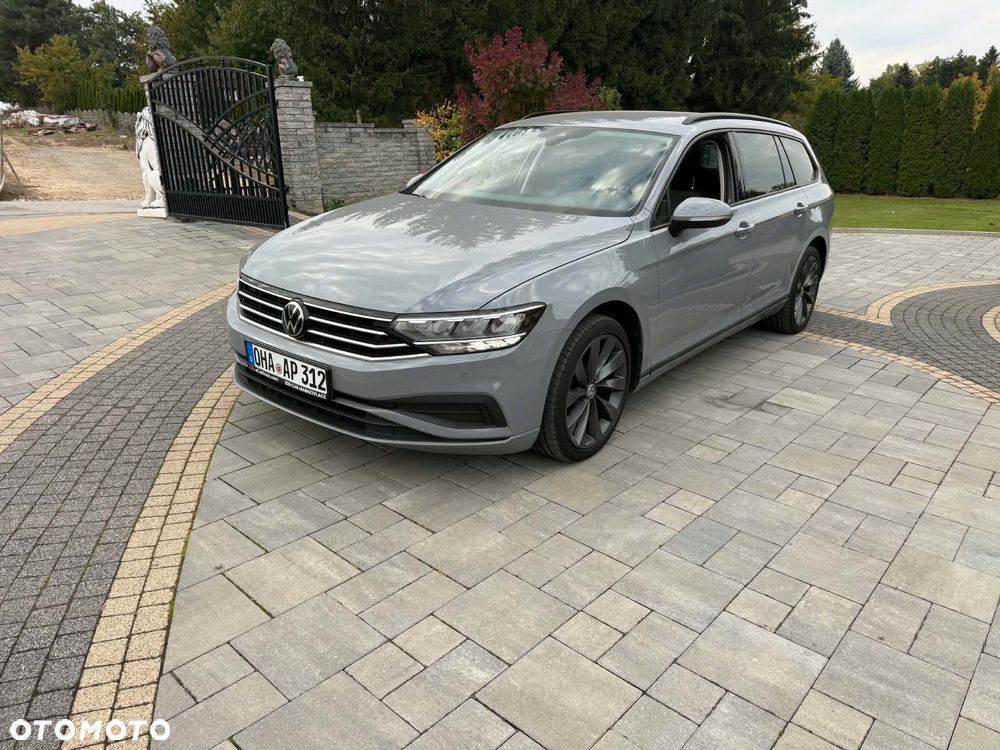 Volkswagen Passat 2.0 TDI SCR Style DSG - 2