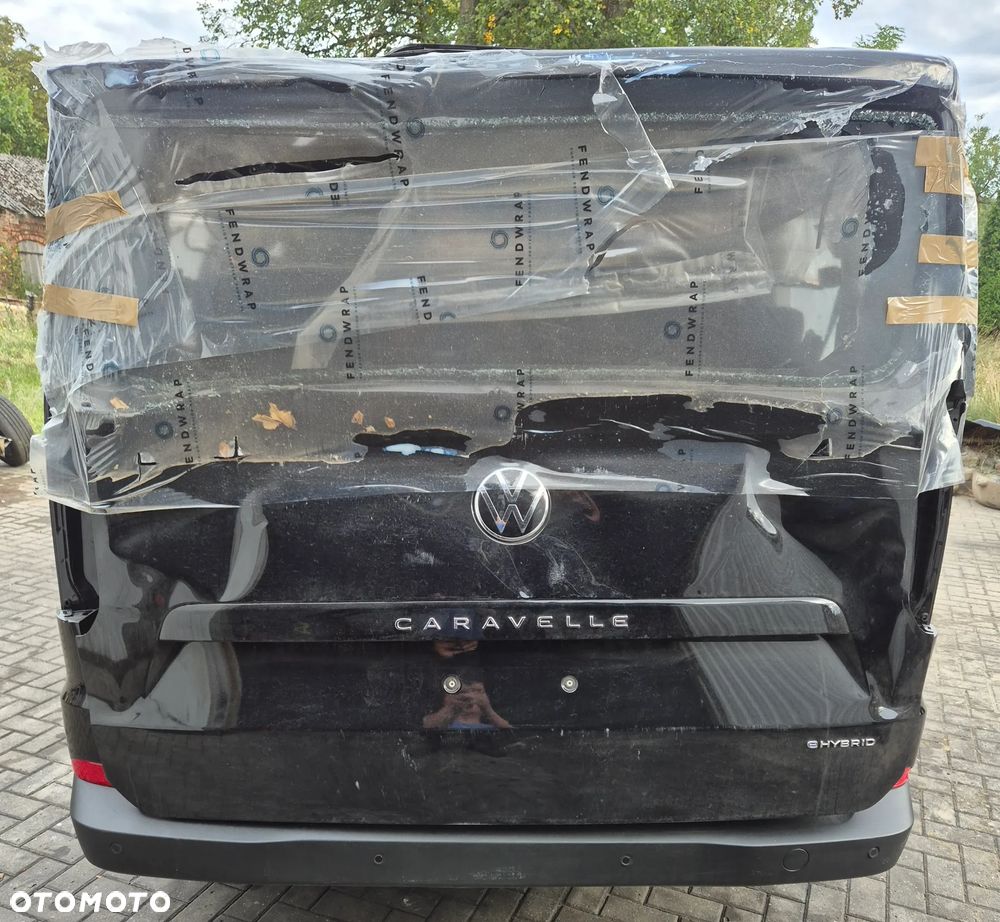 Volkswagen Caravelle - 11