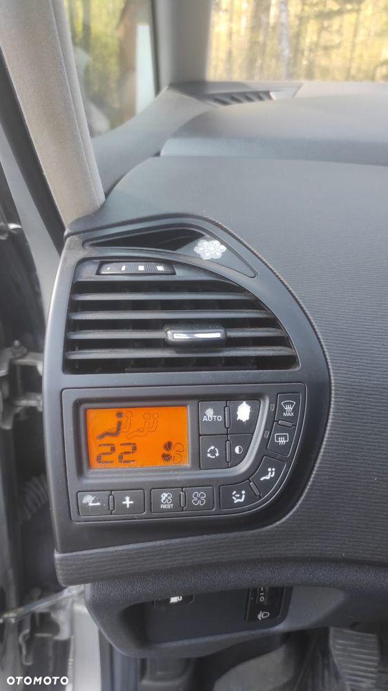 Citroën C4 Picasso 1.6 HDi Equilibre - 11