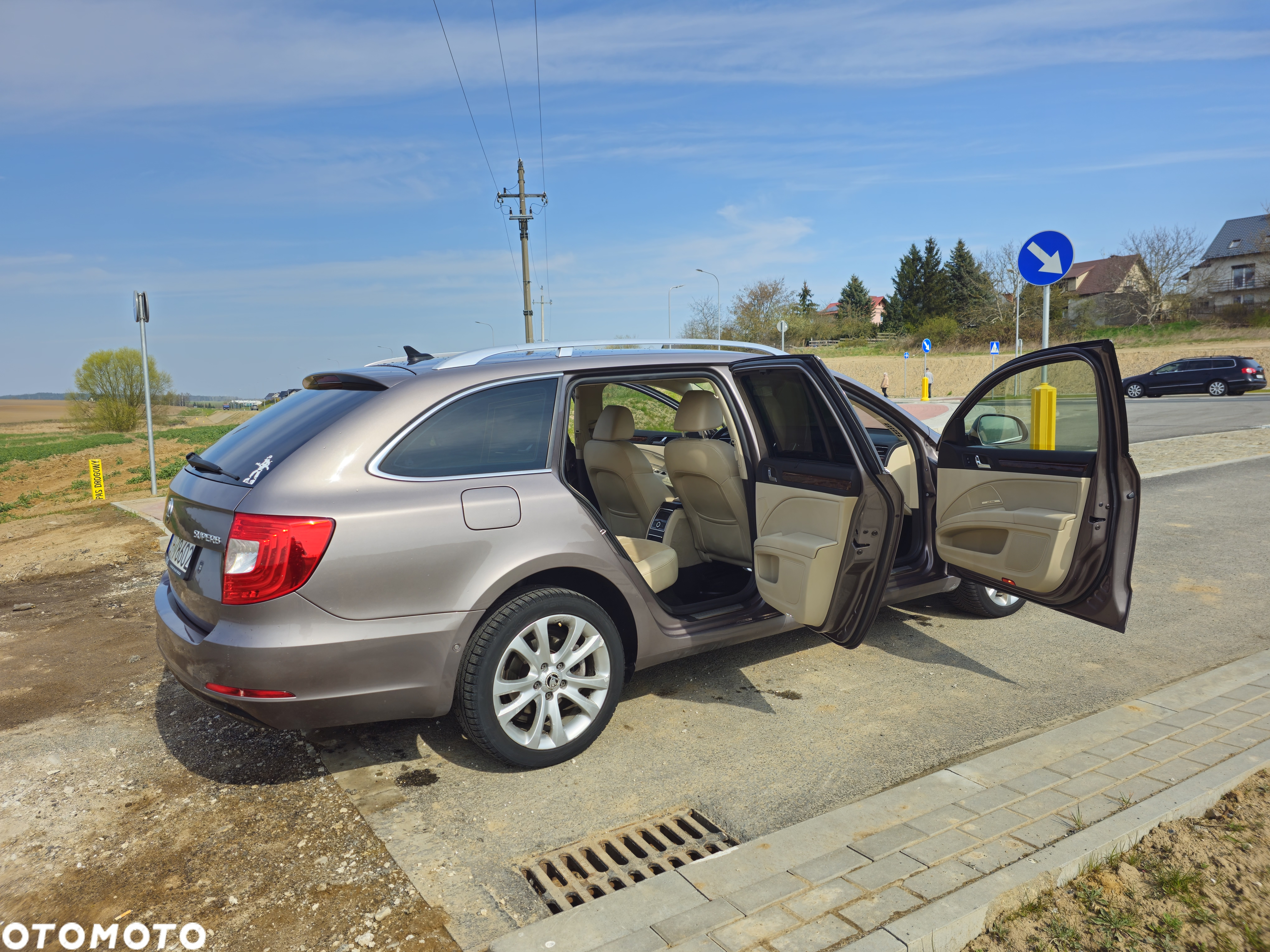 Skoda Superb 1.8 TSI Elegance DSG - 8