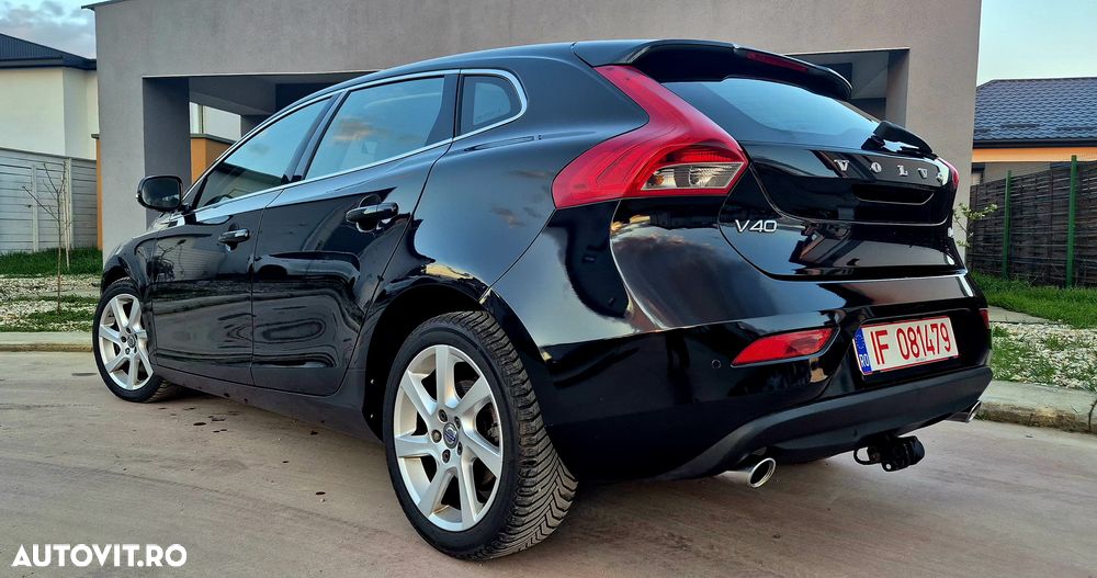 Volvo V40 D4 VEA Momentum - 10