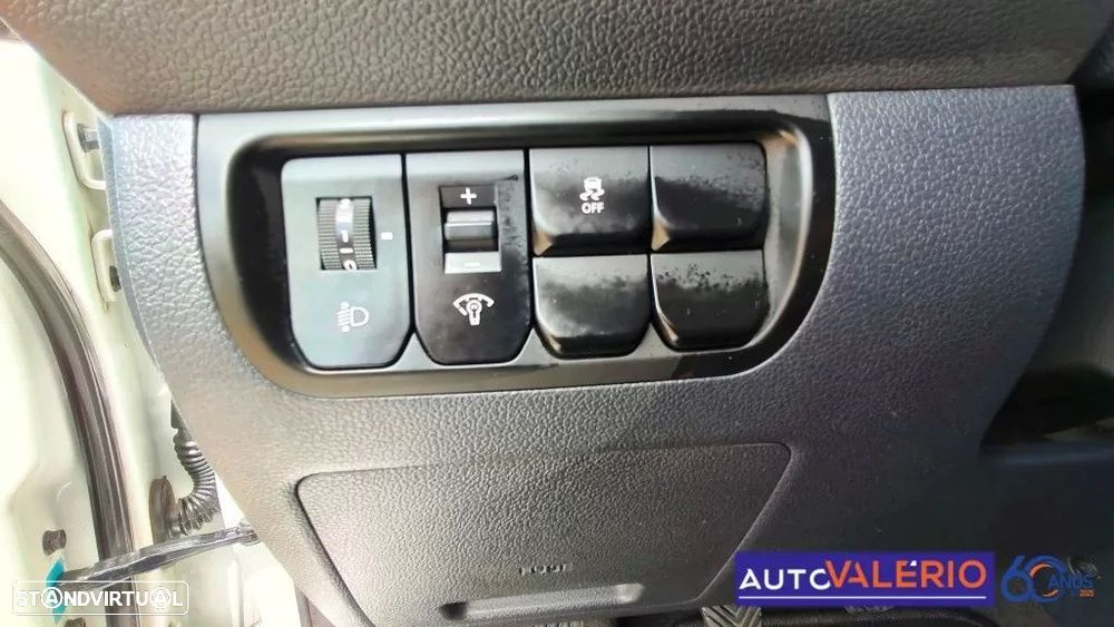 Kia Rio 1.2 CVVT EX — fotografia 14