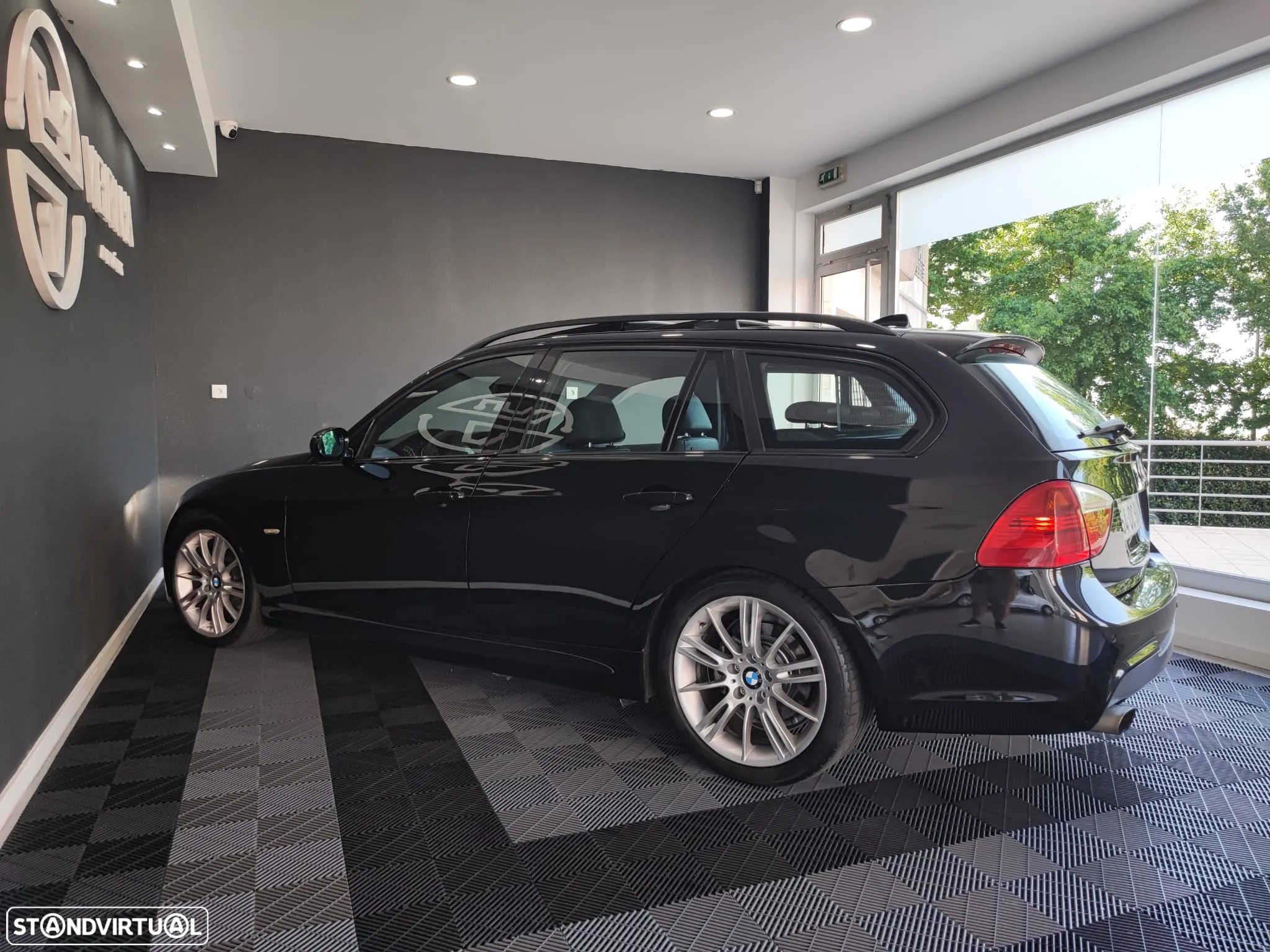 BMW 320 d Touring Navigation Sport - 18