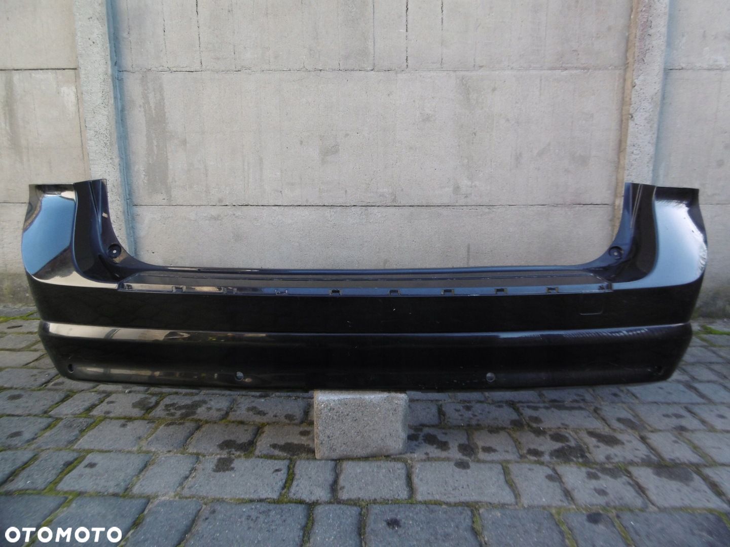 VOLVO V70 III KOMBI 07/13r - zderzak tylny - 1
